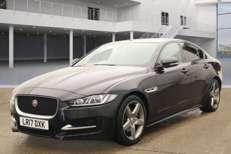 Jaguar XE 2.0d R-Sport Saloon 4dr Diesel Auto Euro 6 (s/s) (180 ps) 3