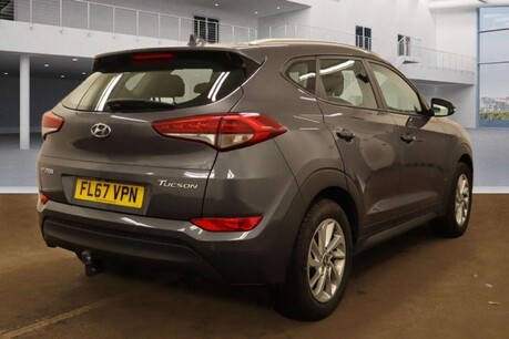 Hyundai TUCSON 1.7 CRDi Blue Drive SE Nav SUV 5dr Diesel DCT Euro 6 (s/s) (141 ps) 5