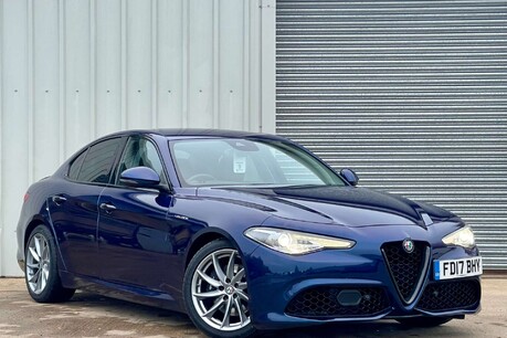 Alfa Romeo Giulia 2.0T Veloce Saloon 4dr Petrol Auto Euro 6 (s/s) (280 ps)