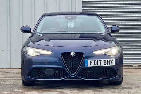 Alfa Romeo Giulia 2.0T Veloce Saloon 4dr Petrol Auto Euro 6 (s/s) (280 ps) 2