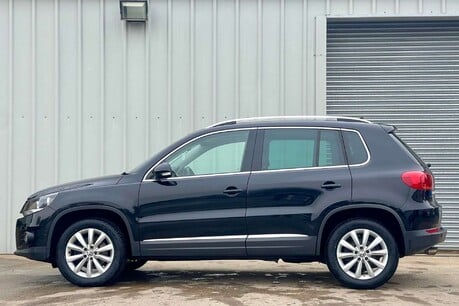 Volkswagen Tiguan 2.0 TDI BlueMotion Tech Match SUV 5dr Diesel Manual 2WD Euro 5 (s/s) (140 p 4