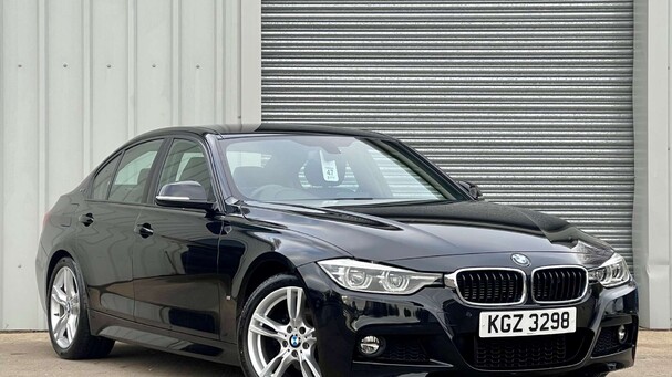 BMW 3 Series 2.0 330e 7.6kWh M Sport Saloon 4dr Petrol Plug-in Hybrid Auto Euro 6 (s/s)  Service History