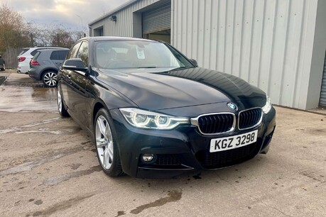 BMW 3 Series 2.0 330e 7.6kWh M Sport Saloon 4dr Petrol Plug-in Hybrid Auto Euro 6 (s/s)  9