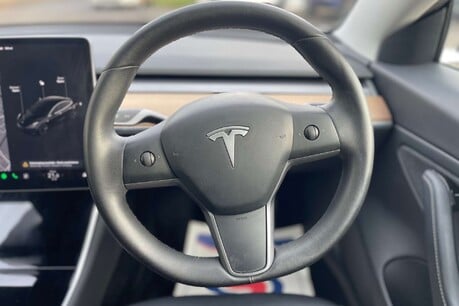 Tesla Model 3 Standard Range Plus Saloon 4dr Electric Auto RWD (241 bhp) 46