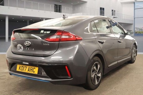 Hyundai IONIQ 1.6 h-GDi Premium SE Hatchback 5dr Petrol Hybrid DCT Euro 6 (s/s) (141 ps) 8