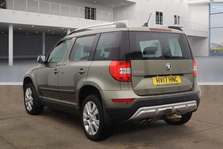 Skoda Yeti 2.0 TDI SE L Drive Outdoor 5dr Diesel DSG 4WD Euro 6 (s/s) (150 ps) 5