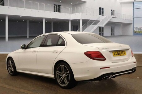 Mercedes-Benz E Class 2.0 E220d AMG Line Saloon 4dr Diesel G-Tronic+ Euro 6 (s/s) (194 ps) 4