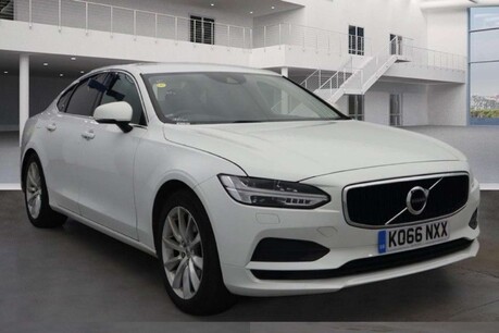 Volvo S90 2.0 D4 Momentum Saloon 4dr Diesel Auto Euro 6 (s/s) (190 ps)