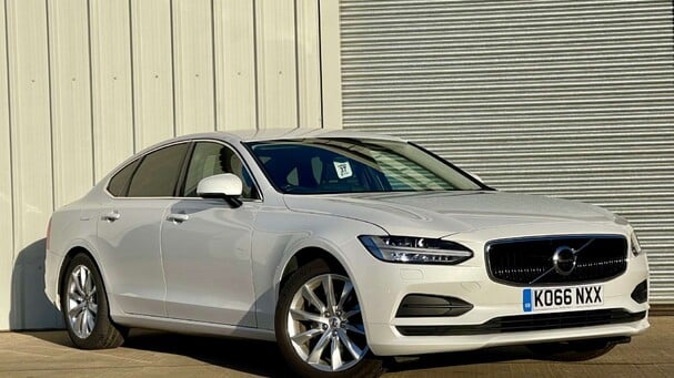 Volvo S90 2.0 D4 Momentum Saloon 4dr Diesel Auto Euro 6 (s/s) (190 ps) Service History