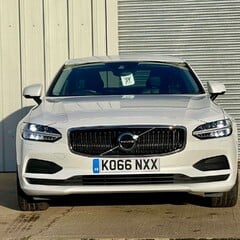 Volvo S90 2.0 D4 Momentum Saloon 4dr Diesel Auto Euro 6 (s/s) (190 ps) 2