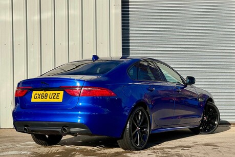 Jaguar XF 2.0i R-Sport GPF Saloon 4dr Petrol Auto Euro 6 (s/s) (250 ps) 7