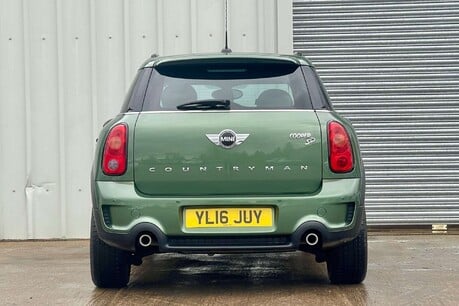 Mini Countryman 2.0 Cooper SD SUV 5dr Diesel Manual Euro 5 (s/s) (143 ps) 6