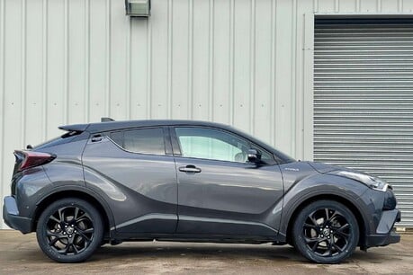 Toyota C-HR 1.8 VVT-h Dynamic SUV 5dr Petrol Hybrid CVT Euro 6 (s/s) (122 ps) 8