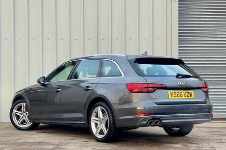 Audi A4 2.0 TDI ultra S line Estate 5dr Diesel S Tronic Euro 6 (s/s) (190 ps) 5