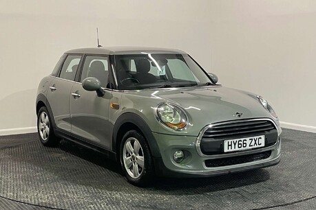 Mini Hatch 1.2 One Hatchback 5dr Petrol Auto Euro 6 (s/s) (102 ps)