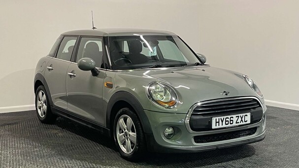 Mini Hatch 1.2 One Hatchback 5dr Petrol Auto Euro 6 (s/s) (102 ps) Service History