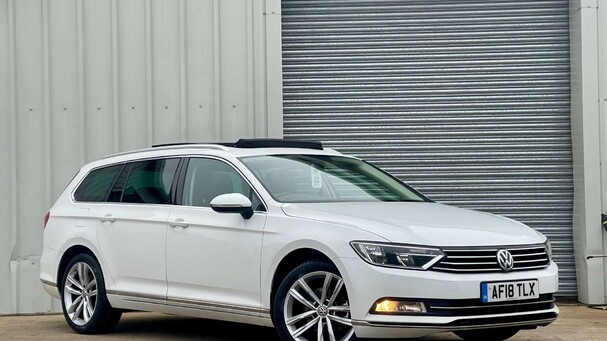 Volkswagen Passat 2.0 TDI GT Estate 5dr Diesel DSG Euro 6 (s/s) (150 ps) Service History