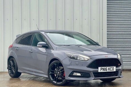 Ford Focus 2.0 TDCi ST-3 Hatchback 5dr Diesel Manual Euro 6 (s/s) (185 ps)