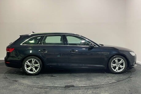 Audi A4 2.0 TDI ultra Sport Estate 5dr Diesel S Tronic Euro 6 (s/s) (150 ps) 8