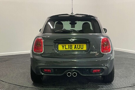 Mini Hatch 2.0 Cooper SD Hatchback 5dr Diesel Auto Euro 6 (s/s) (170 ps) 6