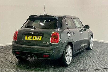 Mini Hatch 2.0 Cooper SD Hatchback 5dr Diesel Auto Euro 6 (s/s) (170 ps) 7