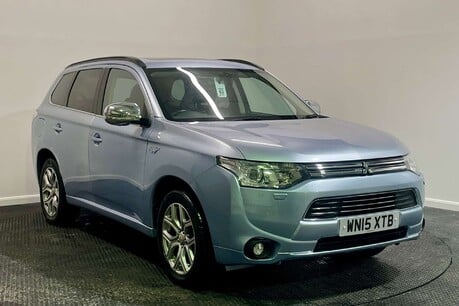 Mitsubishi Outlander 2.0h 12kWh GX4h SUV 5dr Petrol Plug-in Hybrid CVT 4WD Euro 5 (s/s) (200 ps)