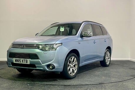 Mitsubishi Outlander 2.0h 12kWh GX4h SUV 5dr Petrol Plug-in Hybrid CVT 4WD Euro 5 (s/s) (200 ps) 3