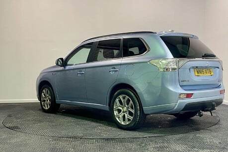 Mitsubishi Outlander 2.0h 12kWh GX4h SUV 5dr Petrol Plug-in Hybrid CVT 4WD Euro 5 (s/s) (200 ps) 5