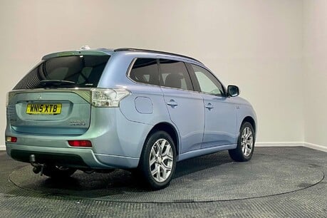 Mitsubishi Outlander 2.0h 12kWh GX4h SUV 5dr Petrol Plug-in Hybrid CVT 4WD Euro 5 (s/s) (200 ps) 7