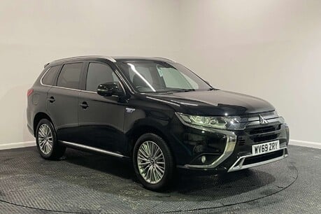 Mitsubishi Outlander 2.4h TwinMotor 13.8kWh Dynamic SUV 5dr Petrol Plug-in Hybrid CVT 4WD Euro 6