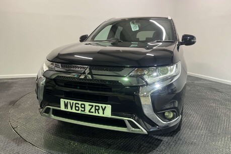 Mitsubishi Outlander 2.4h TwinMotor 13.8kWh Dynamic SUV 5dr Petrol Plug-in Hybrid CVT 4WD Euro 6 9