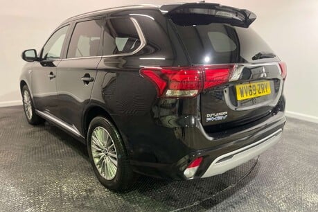 Mitsubishi Outlander 2.4h TwinMotor 13.8kWh Dynamic SUV 5dr Petrol Plug-in Hybrid CVT 4WD Euro 6 10