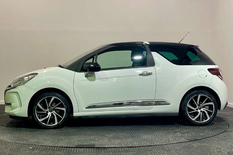 DS DS 3 1.2 PureTech Connected Chic Hatchback 3dr Petrol Manual Euro 6 (82 ps) 4