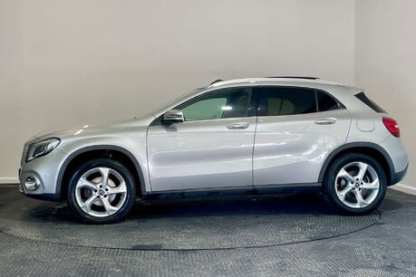 Mercedes-Benz GLA 2.1 GLA200d Sport (Premium Plus) SUV 5dr Diesel 7G-DCT Euro 6 (s/s) (136 ps 4