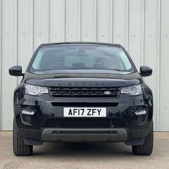 Land Rover Discovery Sport 2.0 Discovery Sport Black HSE TD4 Auto 4WD 5dr 2