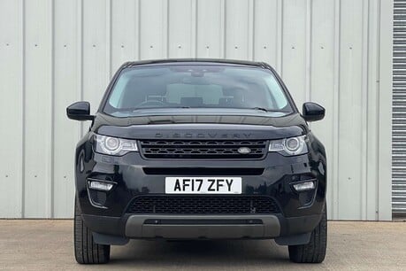 Land Rover Discovery Sport 2.0 Discovery Sport Black HSE TD4 Auto 4WD 5dr 2