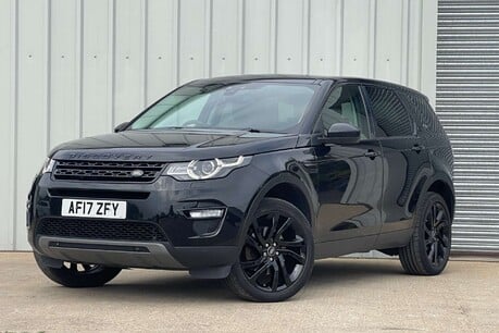 Land Rover Discovery Sport 2.0 Discovery Sport Black HSE TD4 Auto 4WD 5dr 3