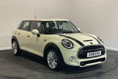 Mini Hatch 2.0 Cooper S Hatchback 5dr Petrol Steptronic Euro 6 (s/s) (192 ps)