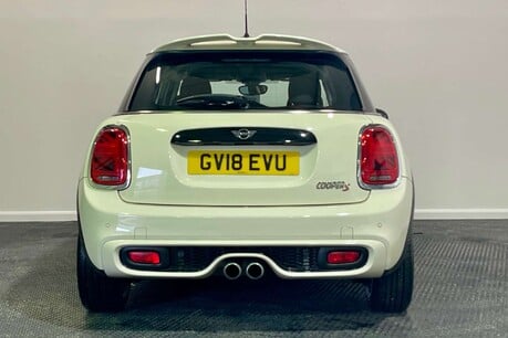 Mini Hatch 2.0 Cooper S Hatchback 5dr Petrol Steptronic Euro 6 (s/s) (192 ps) 6