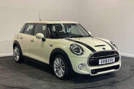 Mini Hatch 2.0 Cooper S Hatchback 5dr Petrol Steptronic Euro 6 (s/s) (192 ps) 1