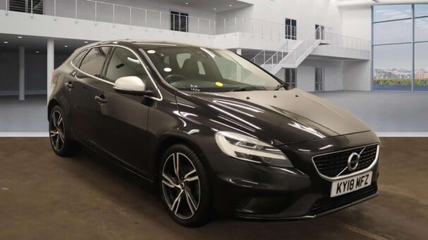 Volvo V40 2.0 D2 R-Design Pro Hatchback 5dr Diesel Manual Euro 6 (s/s) (120 ps) Service History