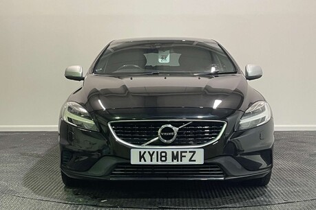 Volvo V40 2.0 D2 R-Design Pro Hatchback 5dr Diesel Manual Euro 6 (s/s) (120 ps) 2