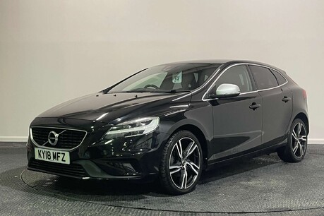 Volvo V40 2.0 D2 R-Design Pro Hatchback 5dr Diesel Manual Euro 6 (s/s) (120 ps) 5