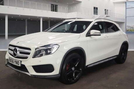 Mercedes-Benz GLA 2.1 GLA200d AMG Line (Executive) SUV 5dr Diesel 7G-DCT Euro 6 (s/s) (136 ps 3