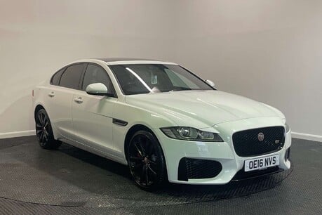 Jaguar XF 3.0d V6 S Saloon 4dr Diesel Auto Euro 6 (s/s) (300 ps)