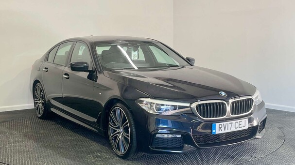 BMW 5 Series 3.0 530d M Sport Saloon 4dr Diesel Auto xDrive Euro 6 (s/s) (265 ps) Service History