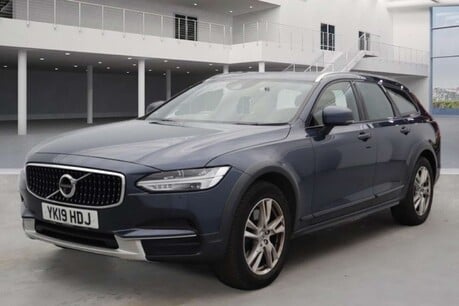 Volvo V90 2.0 T5 Estate 5dr Petrol Auto AWD Euro 6 (s/s) (250 ps) 3