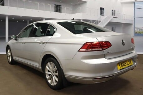 Volkswagen Passat 2.0 TDI BlueMotion Tech SE Business Saloon 4dr Diesel DSG Euro 6 (s/s) (150 4