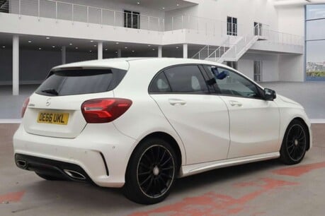 Mercedes-Benz A Class 2.1 A200d AMG Line (Premium) Hatchback 5dr Diesel Manual Euro 6 (s/s) (136  5