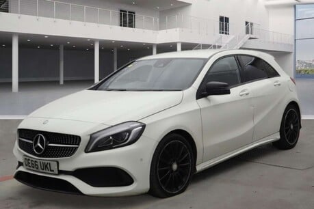 Mercedes-Benz A Class 2.1 A200d AMG Line (Premium) Hatchback 5dr Diesel Manual Euro 6 (s/s) (136  3